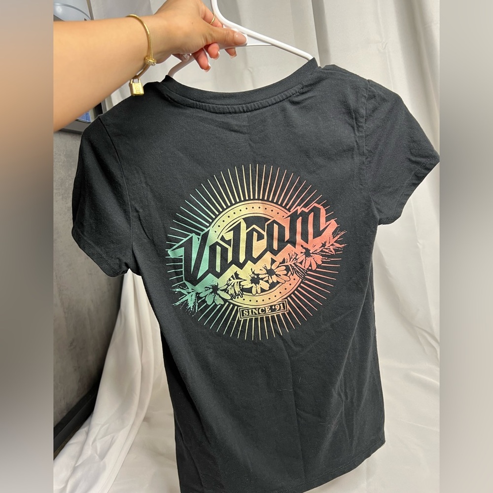 Tilly’s shirt